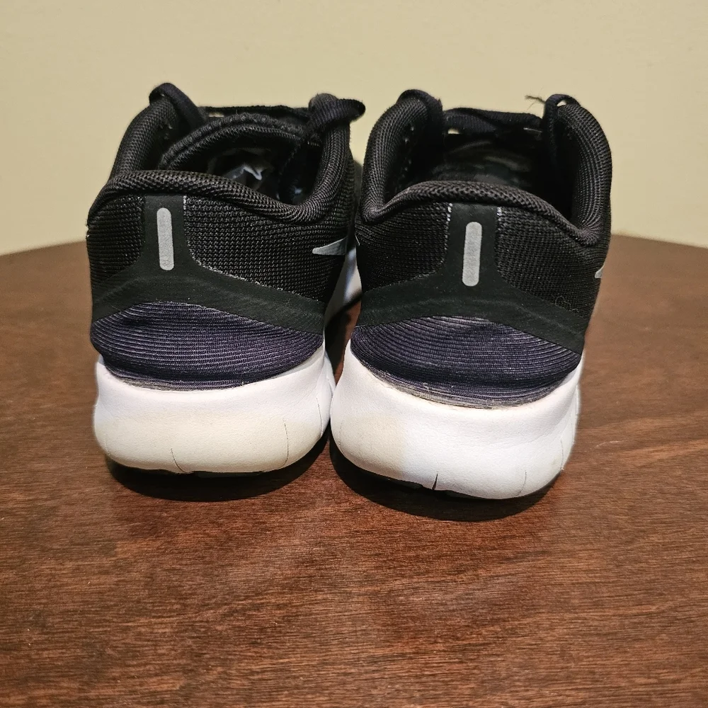 Nike Free run kids sneakers‎ boys size 4y - Picture 3 of 8